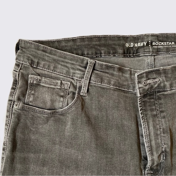 Old Navy High-Rise Rockstar Skinny Jeans - Picture 5 of 11